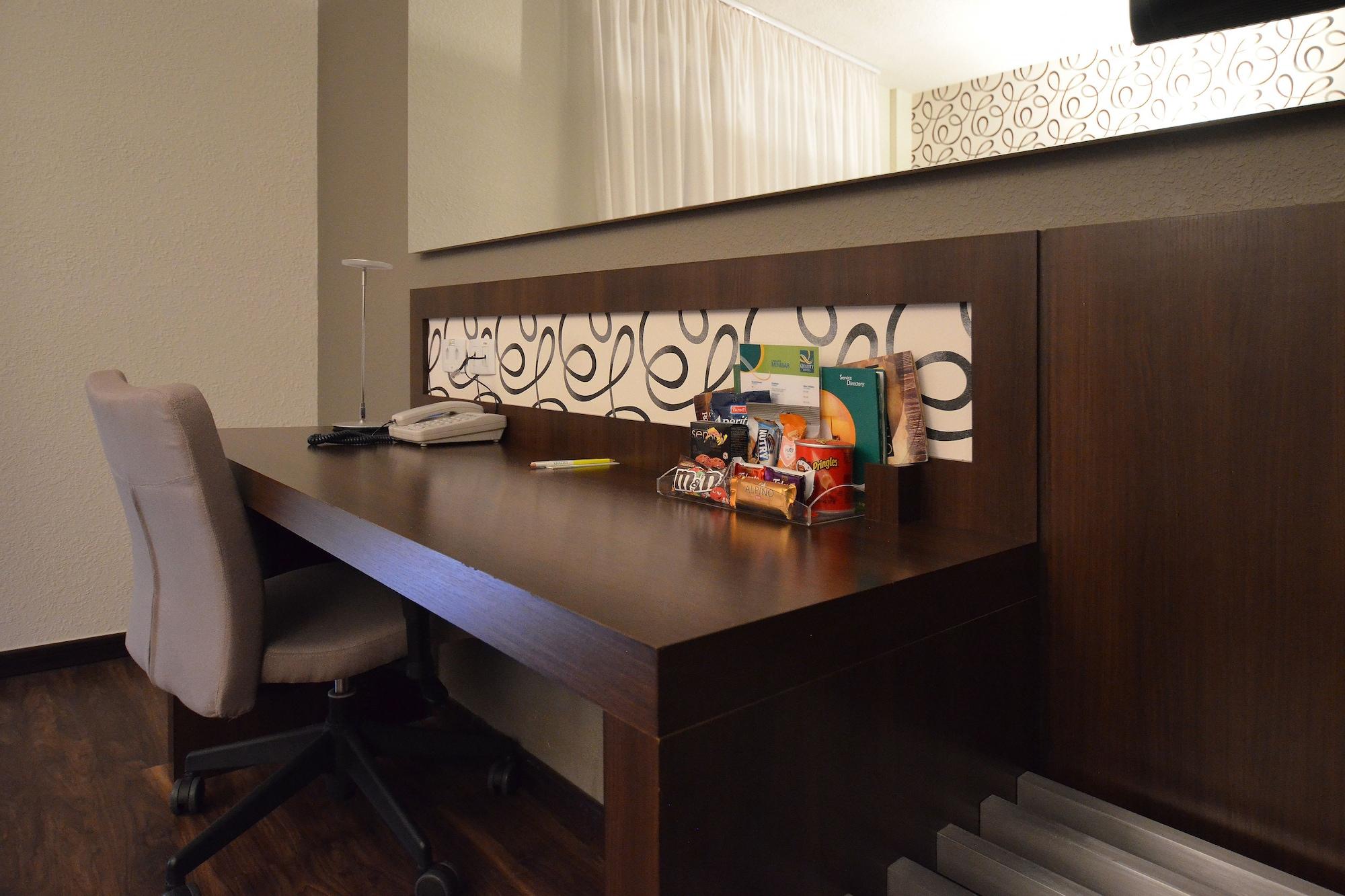 Quality Hotel Curitiba Luaran gambar