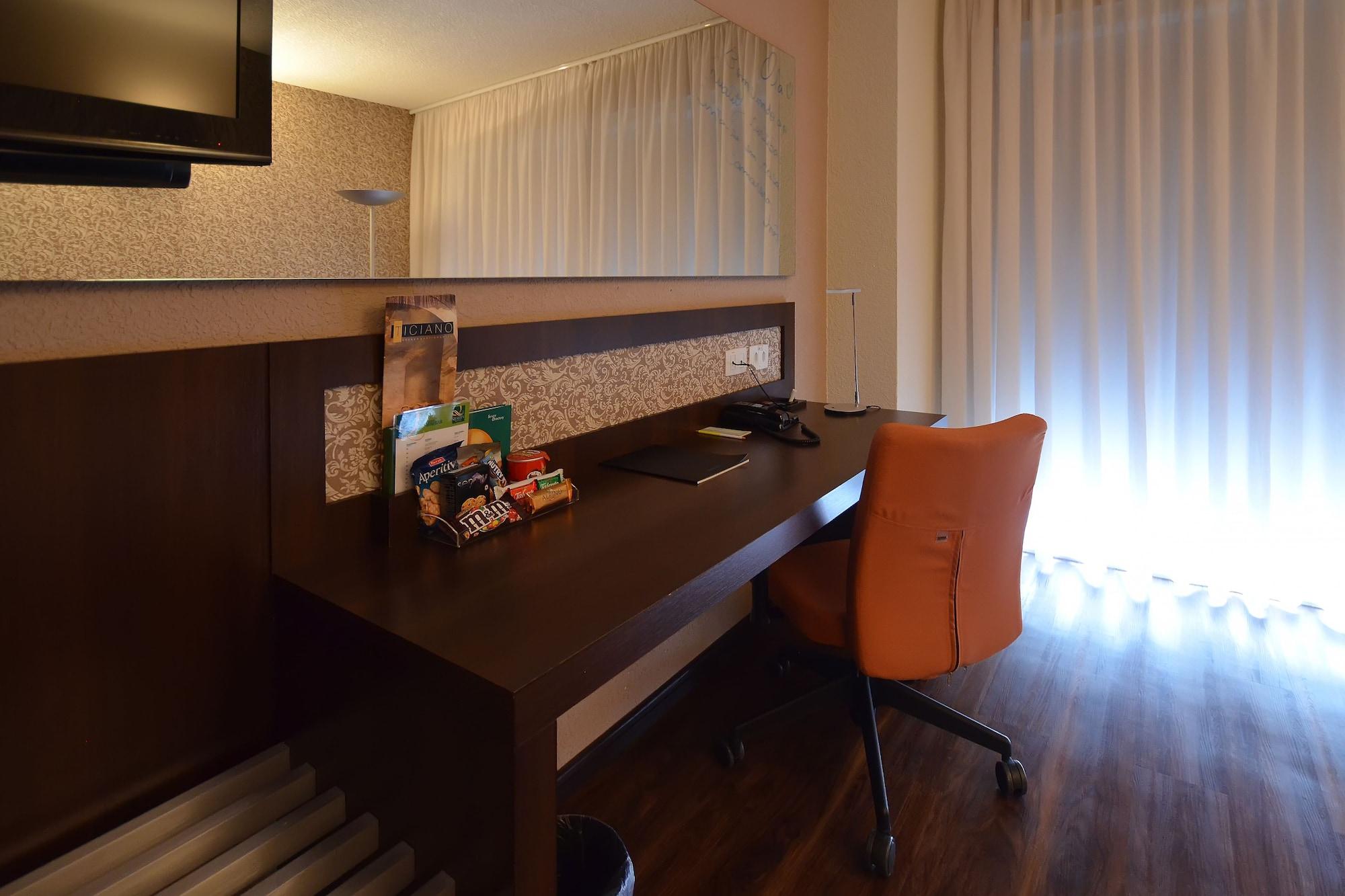 Quality Hotel Curitiba Luaran gambar