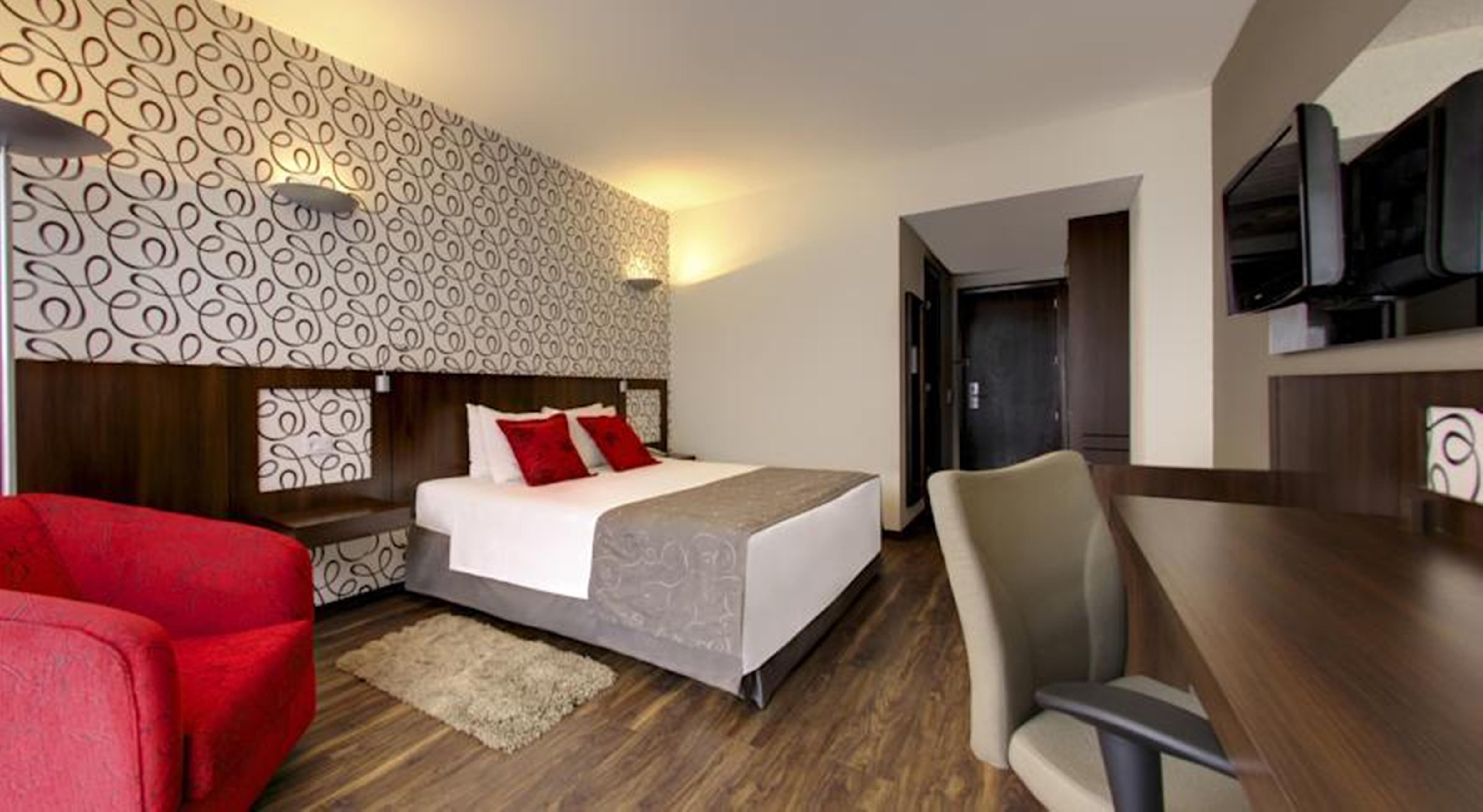 Quality Hotel Curitiba Bilik gambar