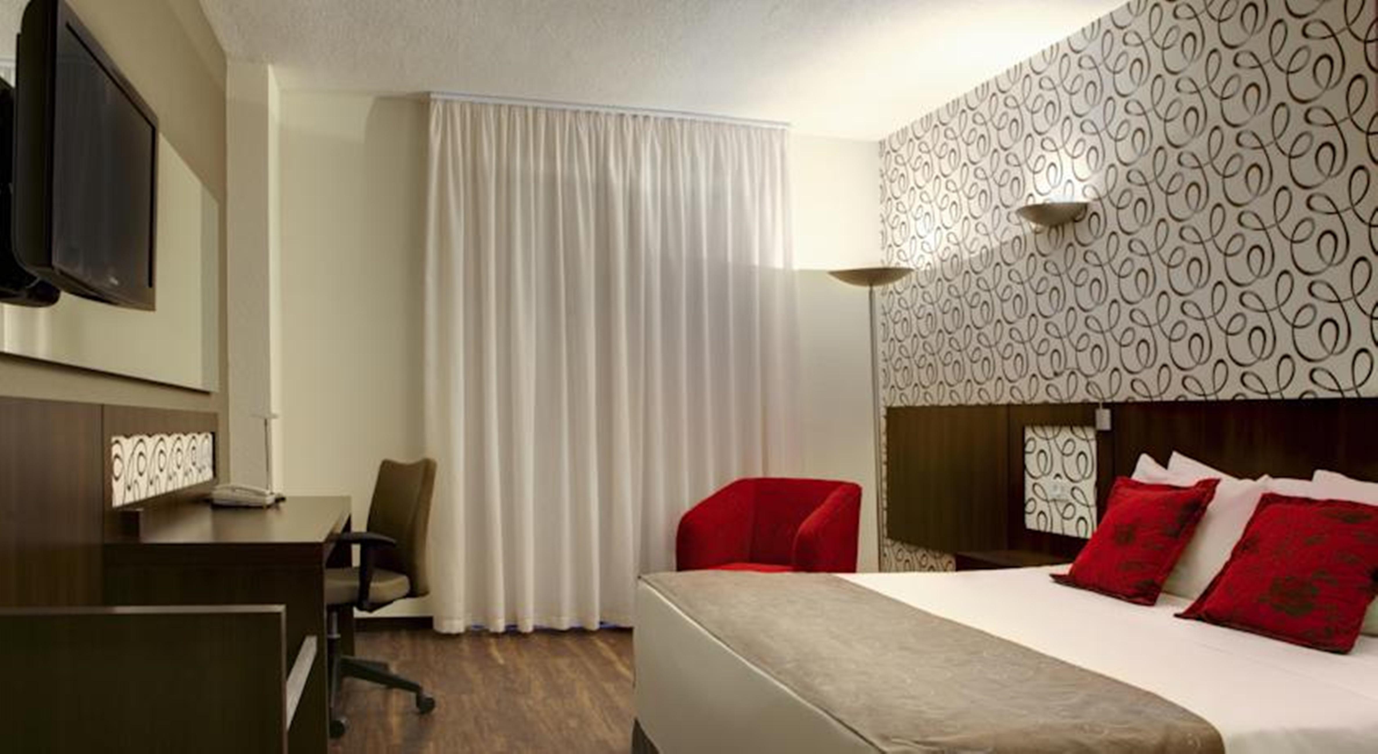 Quality Hotel Curitiba Luaran gambar