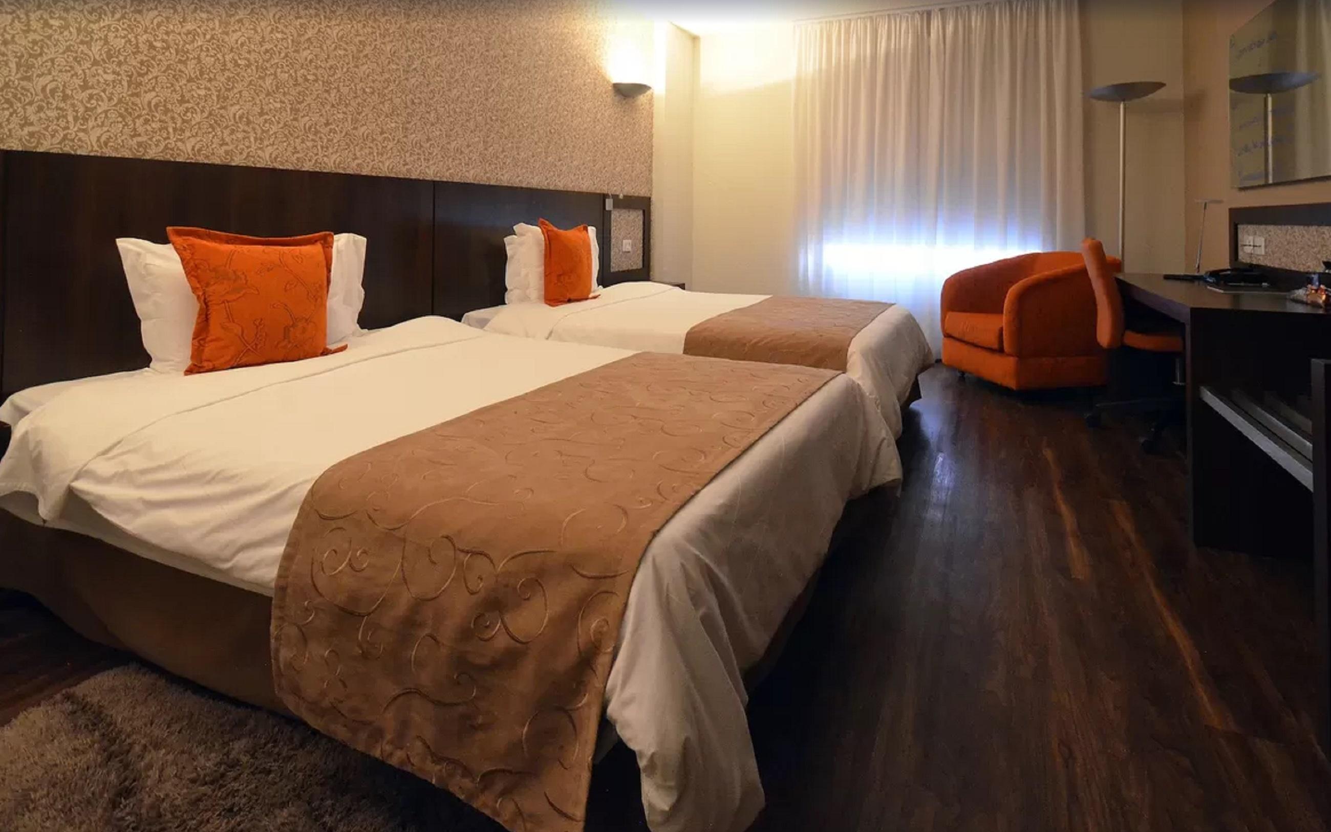 Quality Hotel Curitiba Luaran gambar