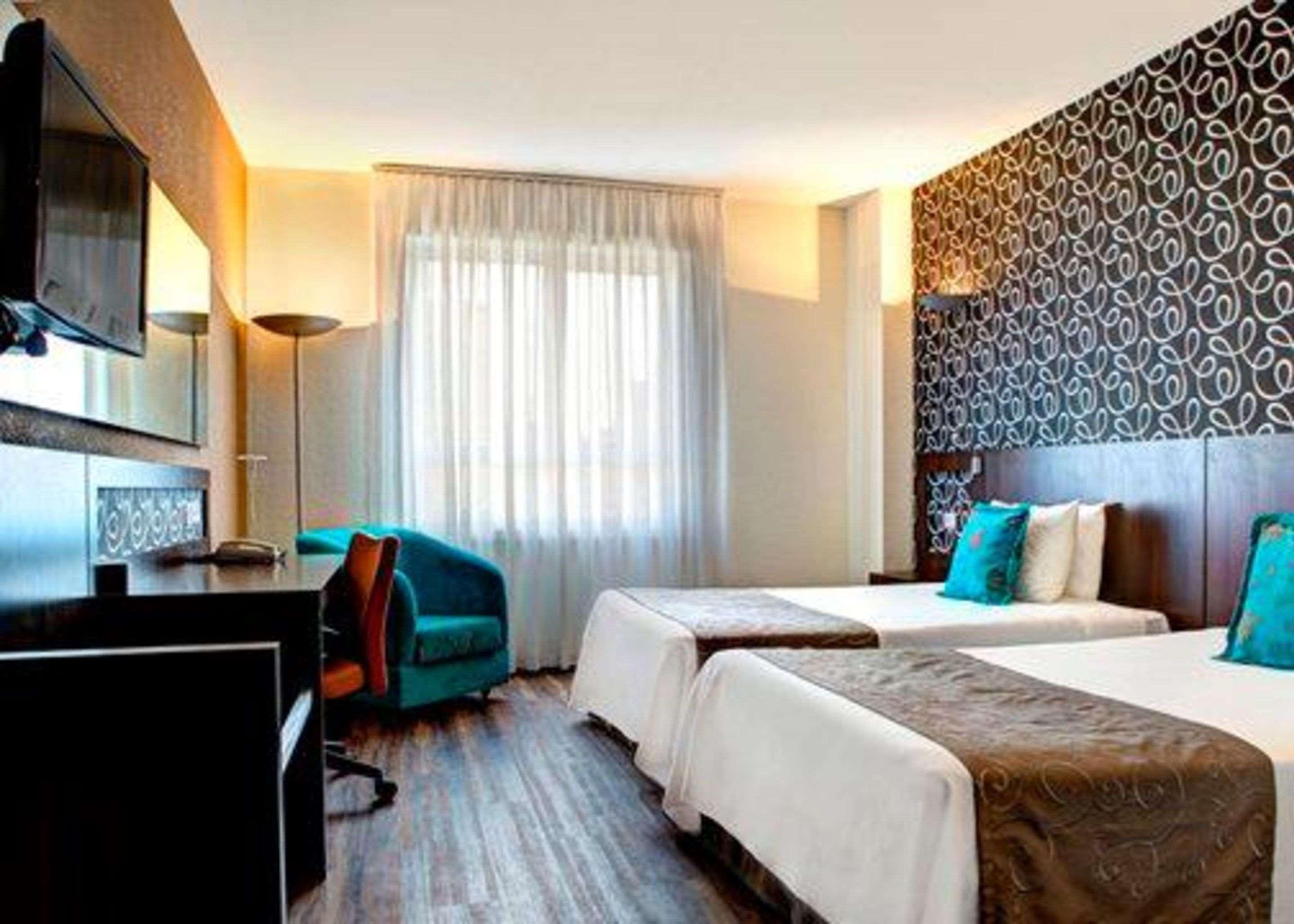 Quality Hotel Curitiba Luaran gambar