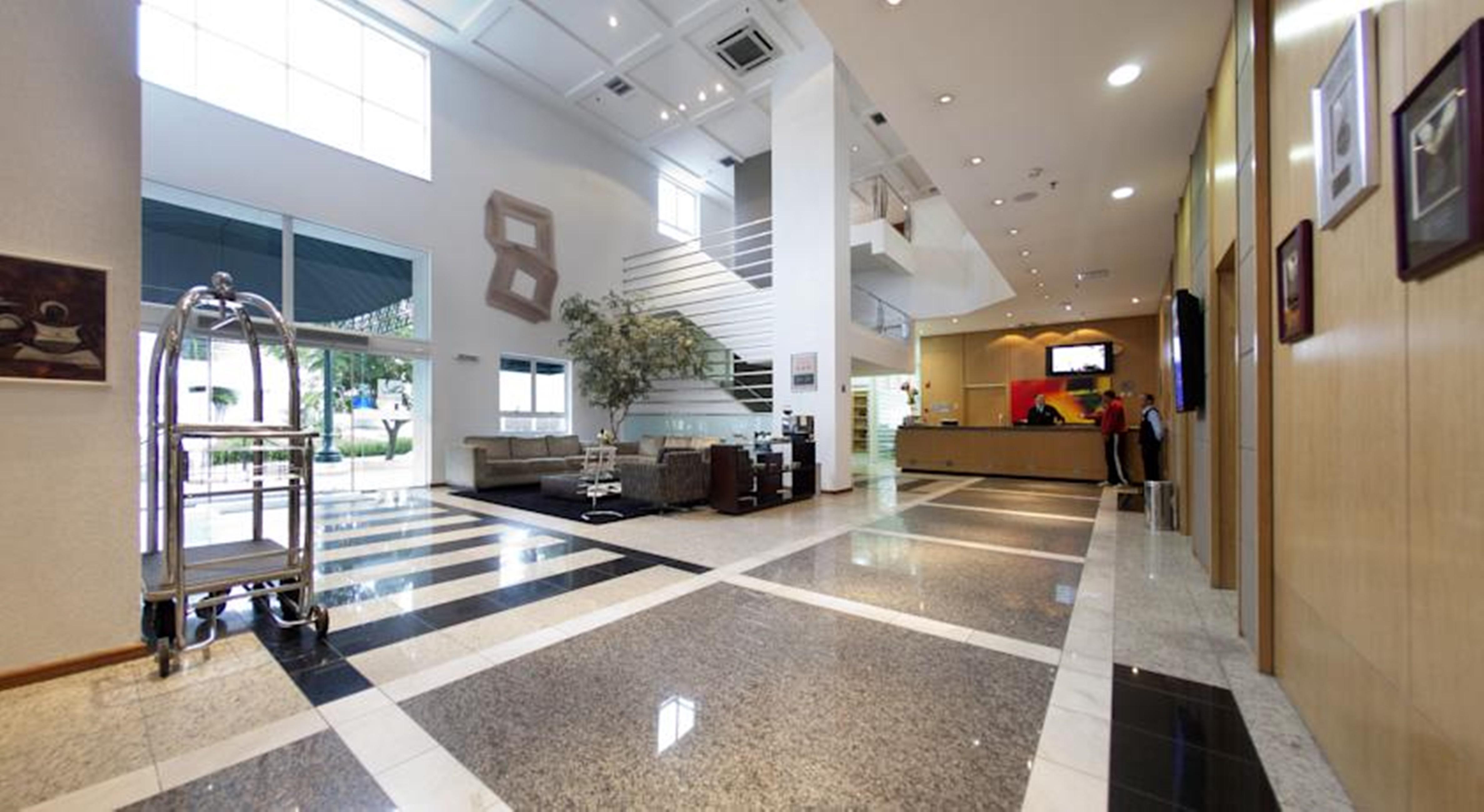 Quality Hotel Curitiba Dalaman gambar