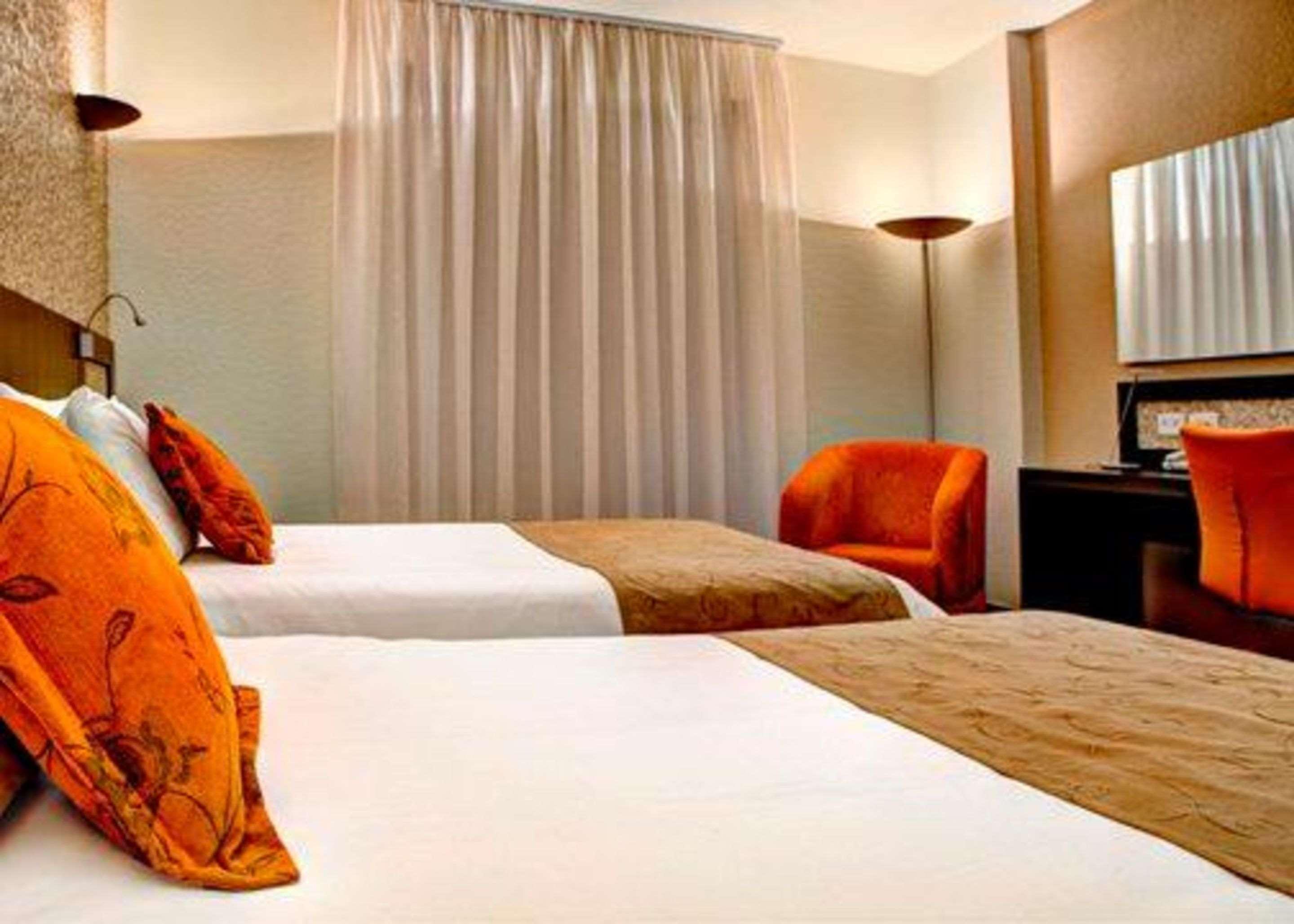 Quality Hotel Curitiba Luaran gambar