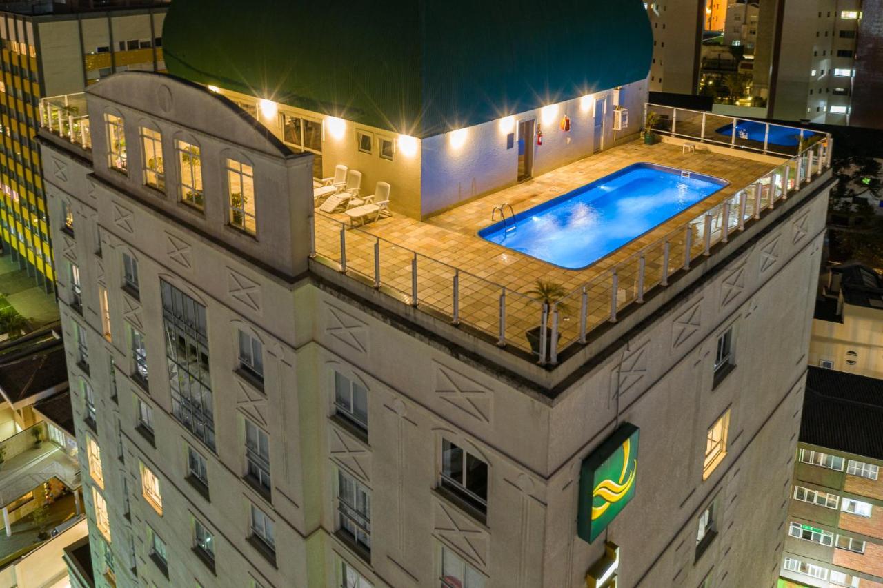 Quality Hotel Curitiba Luaran gambar